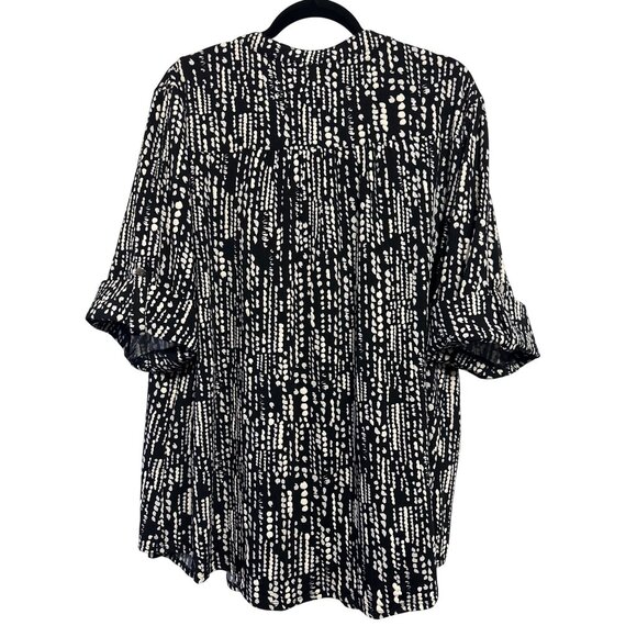 Cocomo Woman Black & White Abstract Print 3X Blouse With 3/4 Sleeves - Picture 3 of 8